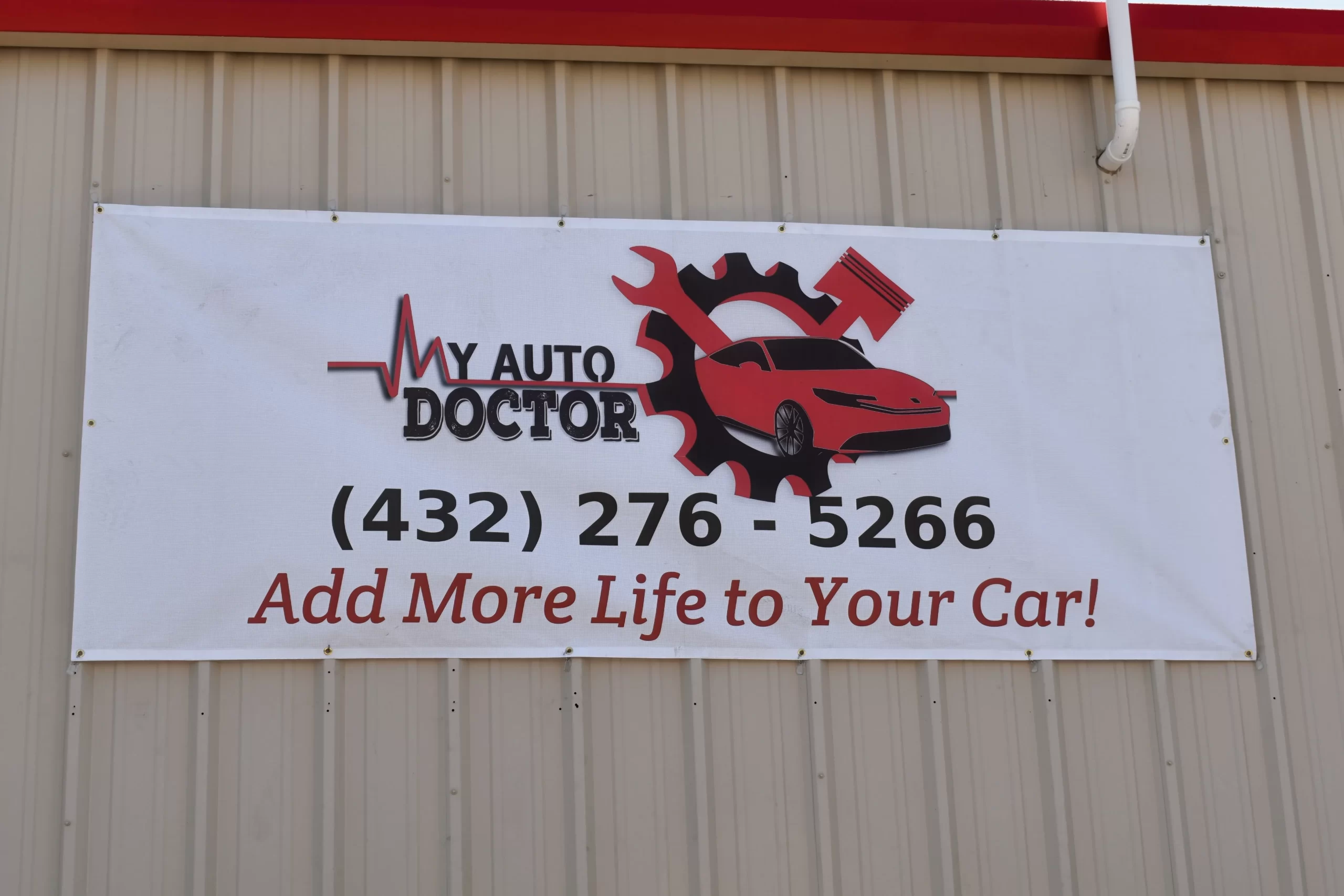 my-auto-doctor-building-sign