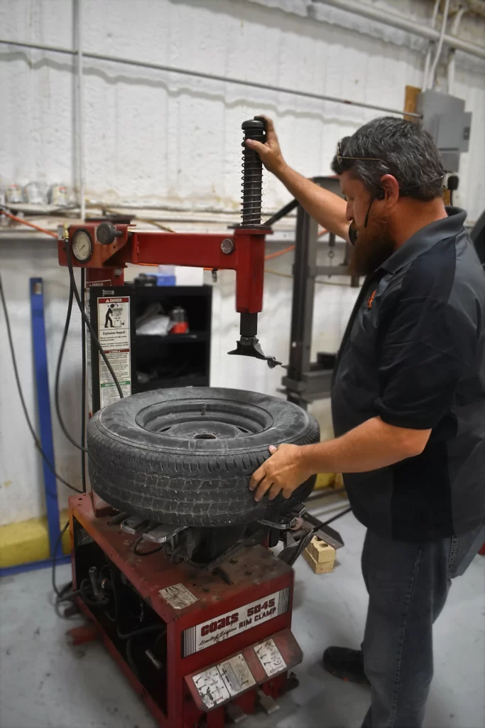 tire-wheel-checking